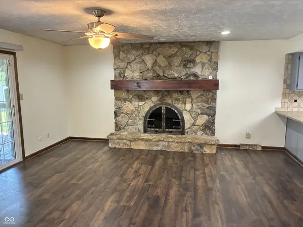 4003 W Fairview RD, Greenwood, IN 46142