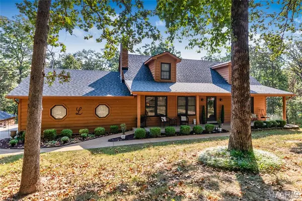 100 Hickory LN, Festus, MO 63028