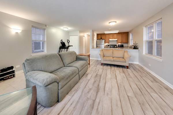 651 W Division ST #A, Chicago, IL 60610