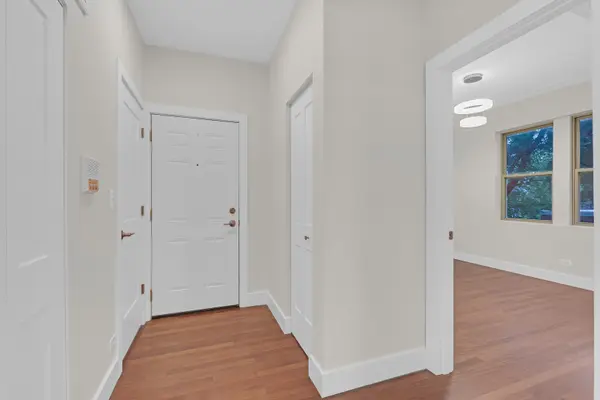 3923 W AINSLIE ST #2, Chicago, IL 60625