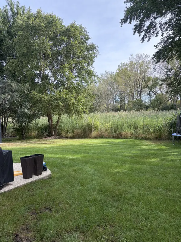 6405 Plainview RD, Gurnee, IL 60031