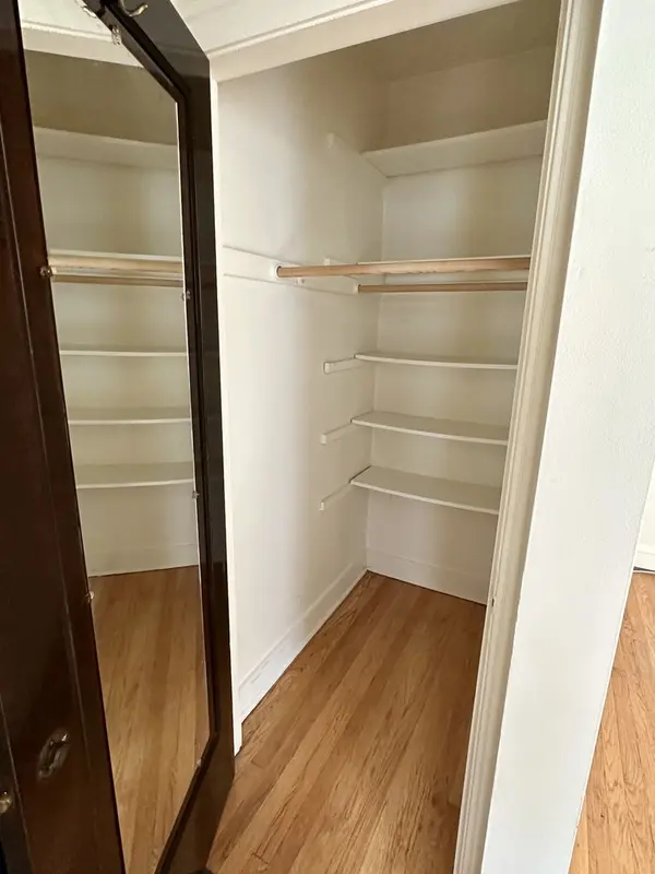 1436 W THOME AVE #1C, Chicago, IL 60660