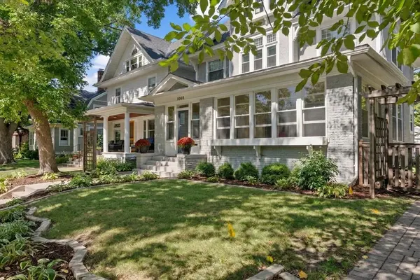 1055 Goodrich AVE, Saint Paul, MN 55105