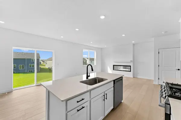 22361 Isla WAY, Rogers, MN 55374