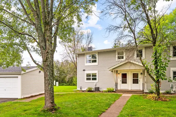 407 Kelly CIR, Duluth, MN 55811