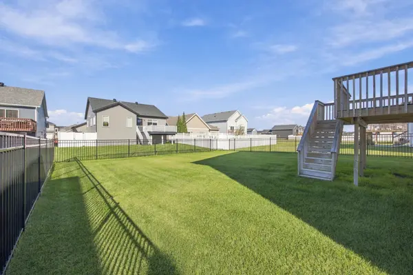 7327 Madelyn LN S, Fargo, ND 58104