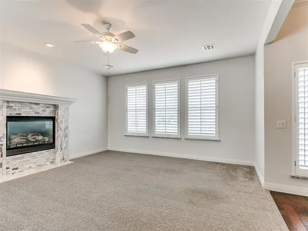 429 NW Cindy CT, Piedmont, OK 73078