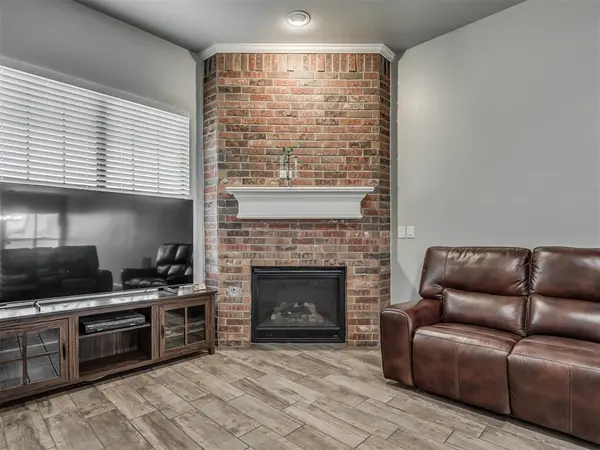 9040 NW 142nd ST, Yukon, OK 73099