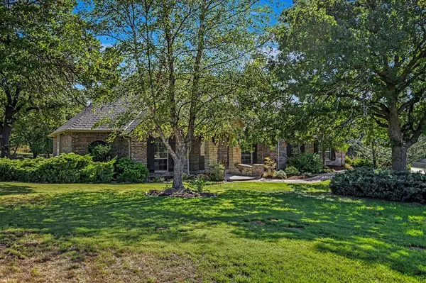 13408 Raintree LN, Edmond, OK 73013