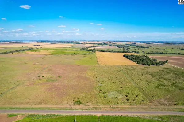 2022 270th Ave, Haviland, KS 67059