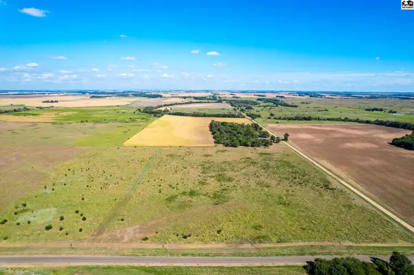 2022 270th Ave, Haviland, KS 67059