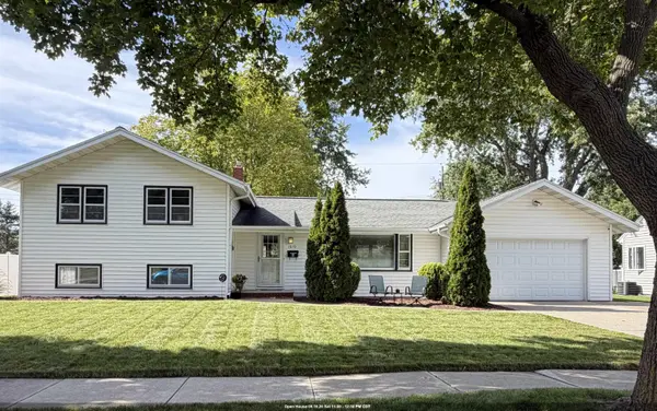 1010 ROBIN ST, De Pere, WI 54115-3131