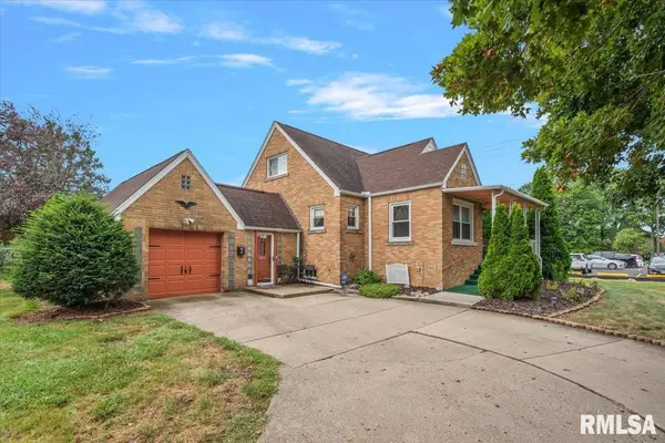 5 WESTWOOD TER, Springfield, IL 62702