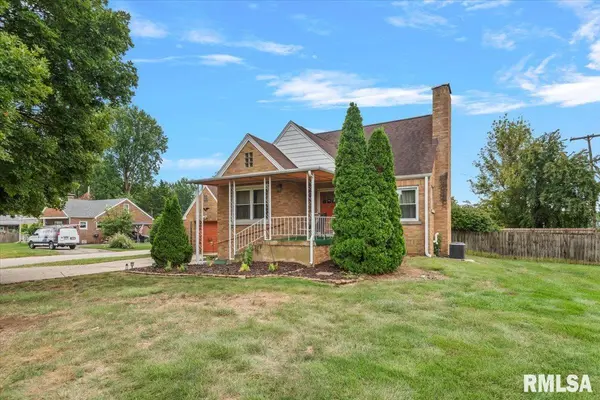 5 WESTWOOD TER, Springfield, IL 62702