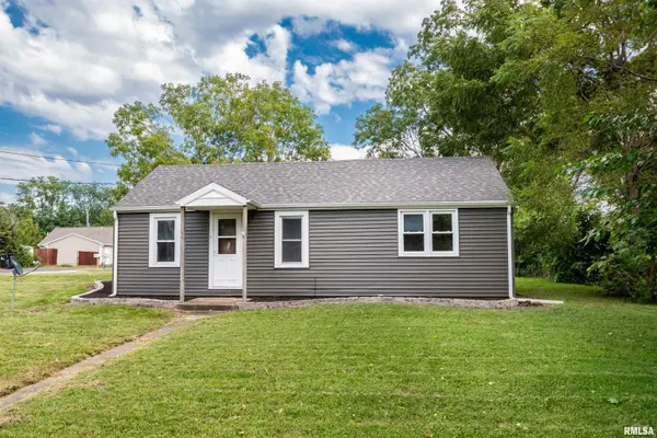 301 WAGNER ST, Washington, IL 61571
