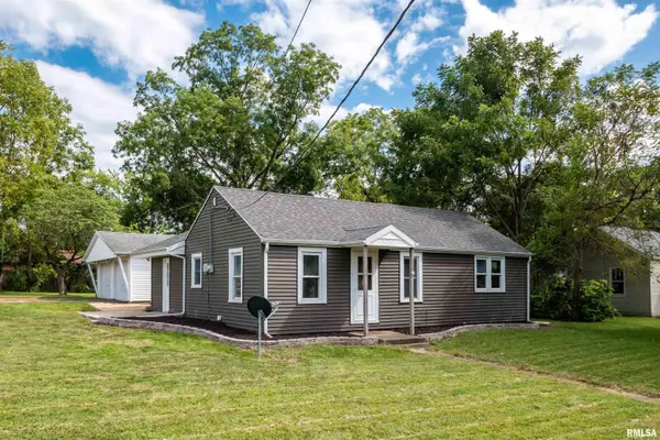 301 WAGNER ST, Washington, IL 61571