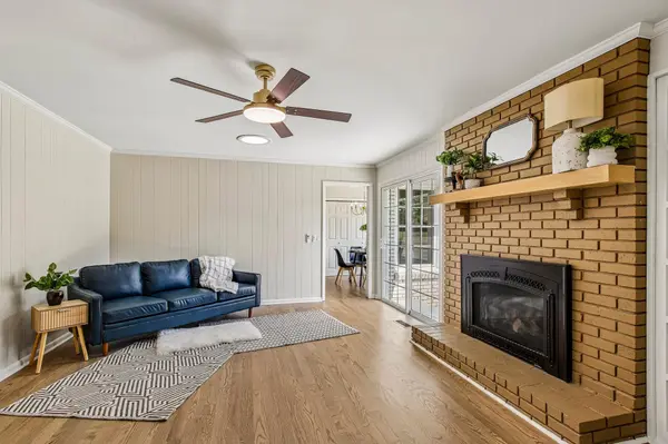109 Knoll Ln, Hendersonville, TN 37075