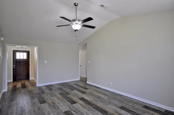 1025 Hugh Hunter Rd, Oak Grove, KY 42262