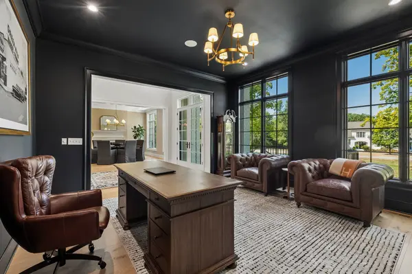 4712 Hazelwood Cir, Nashville, TN 37220