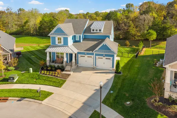 3006 Hedgelawn Dr, Lebanon, TN 37090