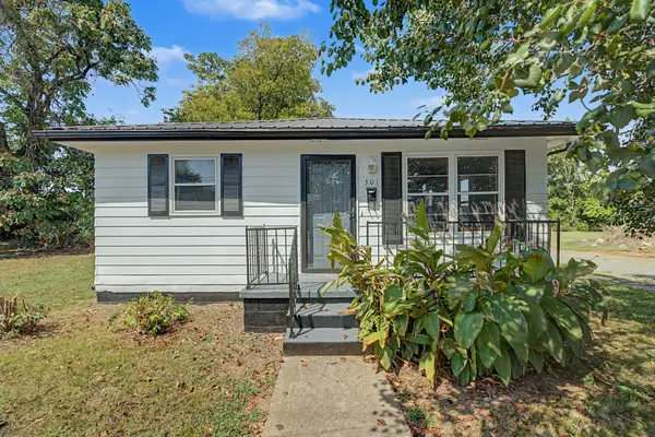301 S Campbell St, Hopkinsville, KY 42240