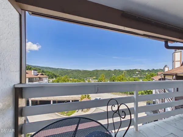 616 Turkey Nest Road #306, Gatlinburg, TN 37738