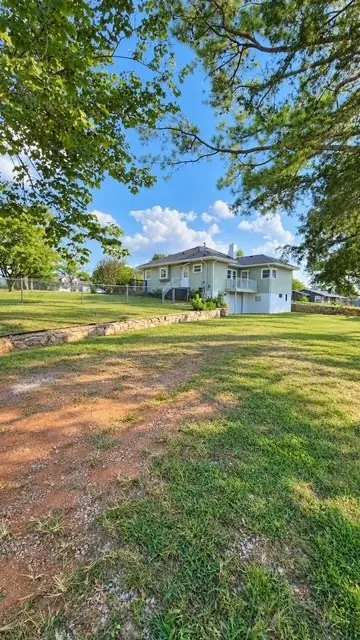 617 Cumberland St #E, Cowan, TN 37318