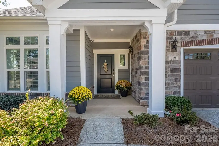 118 Mercyview LN, Mooresville, NC 28117
