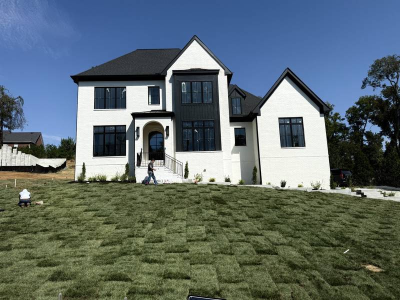 1580 Eastwood Dr, Brentwood, TN 37027