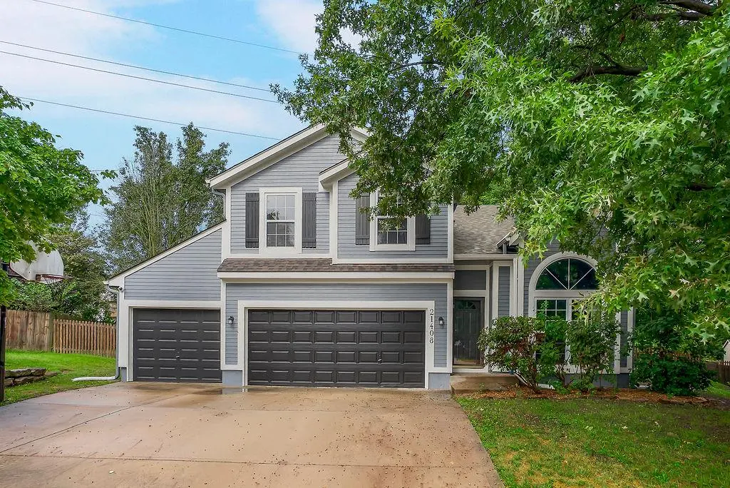 21408 W 51st TER, Shawnee, KS 66218
