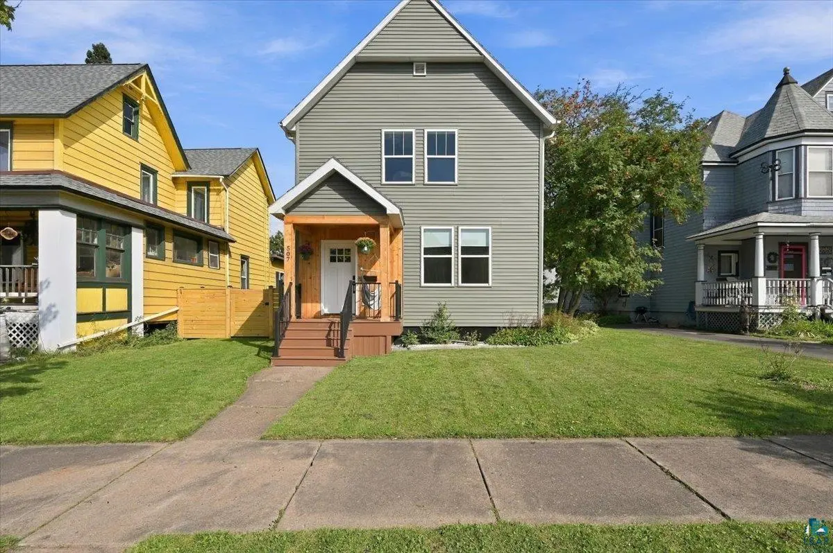 507 2nd Ave, Two Harbors, MN 55616