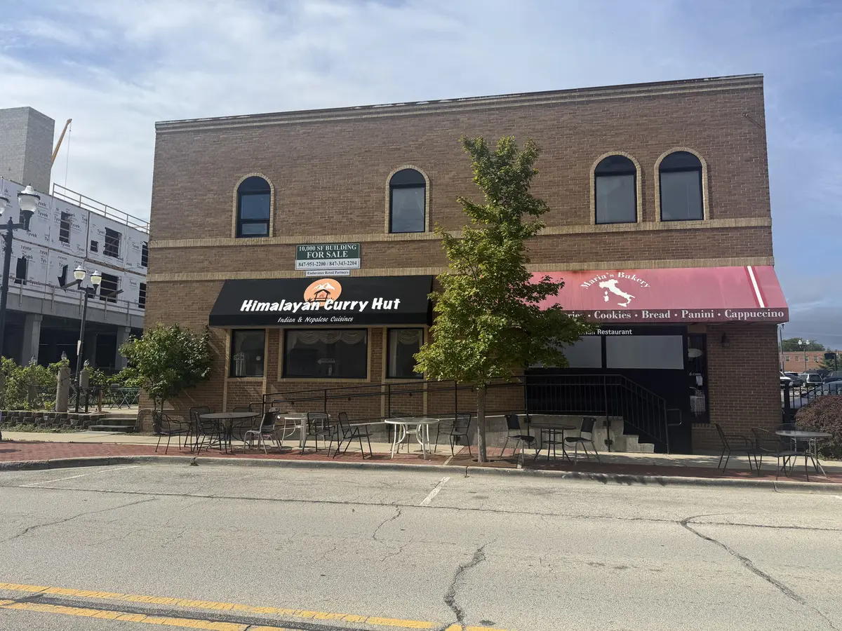 410 Sheridan RD #1st-Floor, Highwood, IL 60040