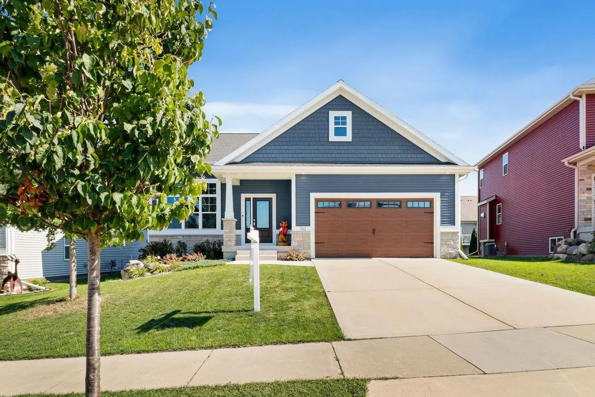 705 Mozart ST, Verona, WI 53593