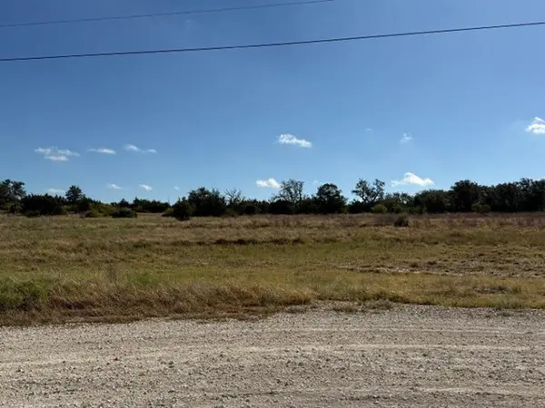 297 E Rolling Oaks Drive, Goldthwaite, TX 76844