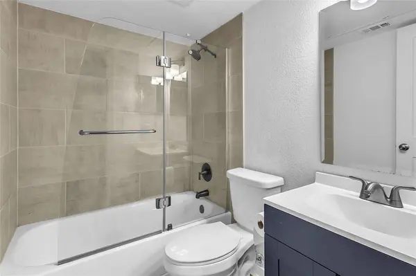 1840 Burton DR #184, Austin, TX 78741