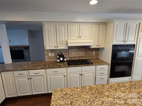 7401 Mariner Cove DR, Cornelius, NC 28031