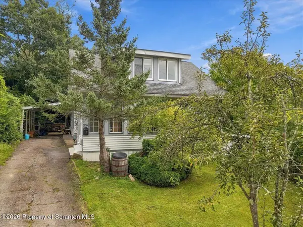 206 Main AVE, Clarks Summit, PA 18411