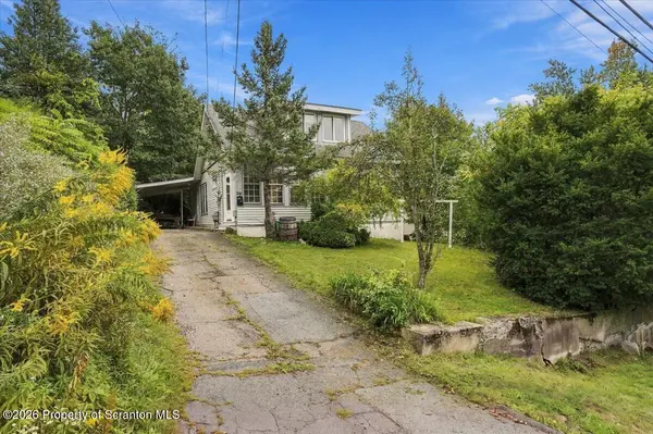 206 Main AVE, Clarks Summit, PA 18411