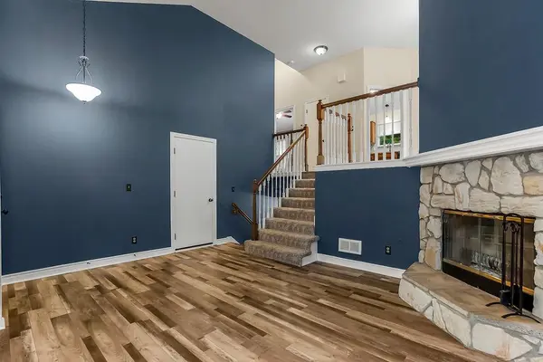 21408 W 51st TER, Shawnee, KS 66218