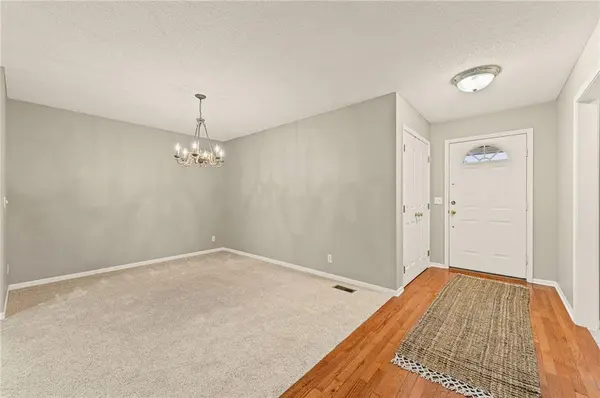 6227 W 155th PL, Overland Park, KS 66223