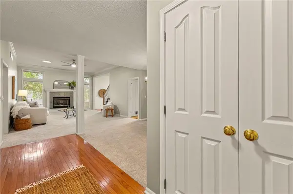 6227 W 155th PL, Overland Park, KS 66223