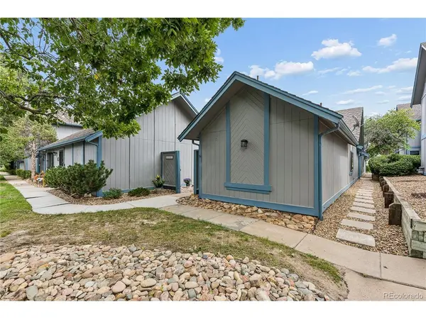 2448 S Victor #D, Aurora, CO 80014