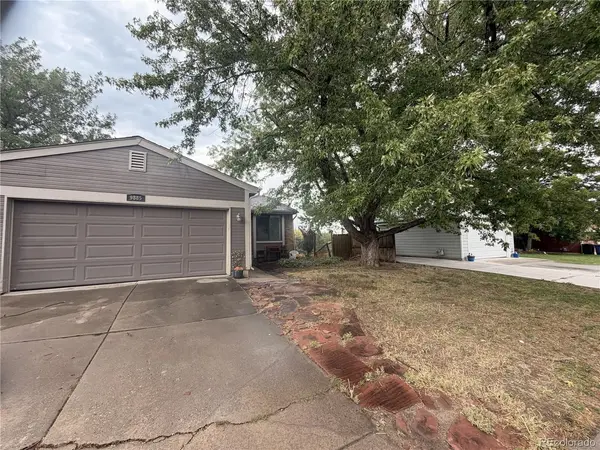 9885 W Wagon Trail, Littleton, CO 80123