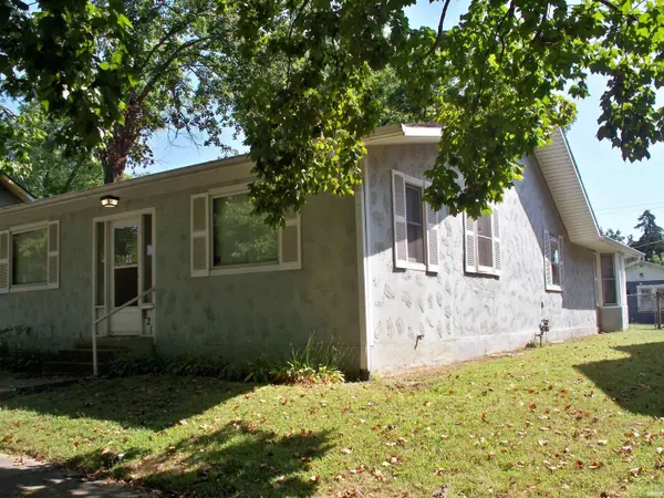 820 Washington Street ST, Covington, IN 47932