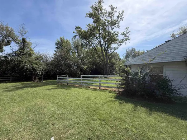 2773 E 600 North ***, Greenfield, IN 46140-9057