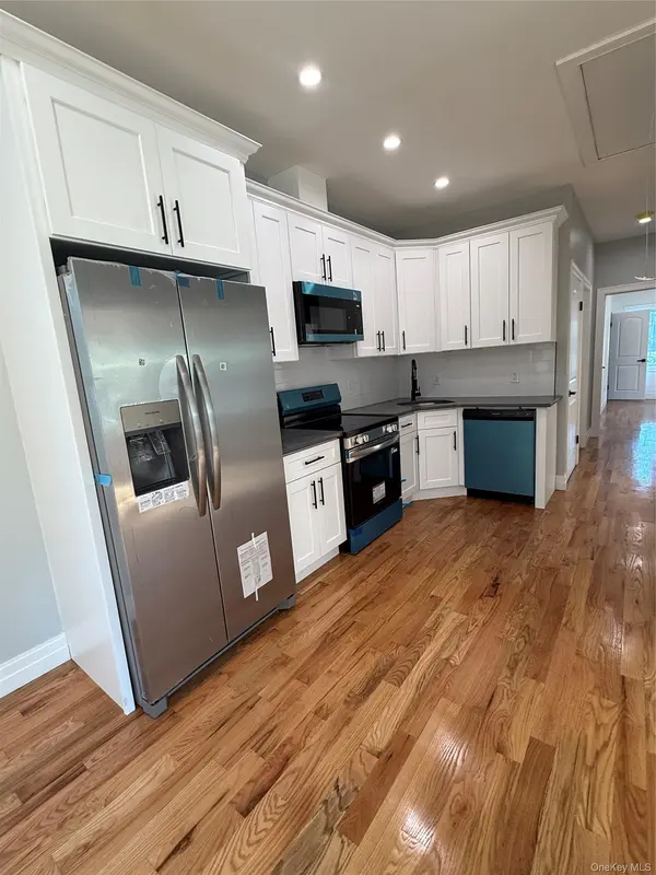 118-11 E LAKEVIEW BLVD, Queens Village, NY 11434