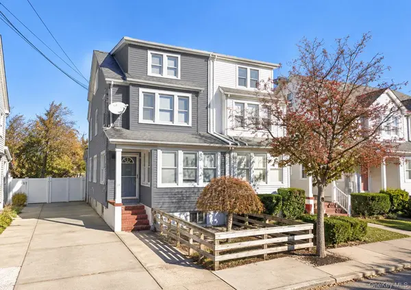 14 Tilrose AVE, Oceanside, NY 11572