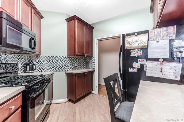 902 Ocean Pkwy #3F, Brooklyn, NY 11230