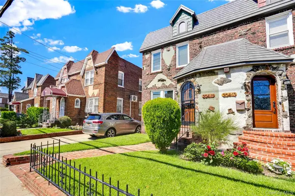 204-11 Murdock AVE, Saint Albans, NY 11412
