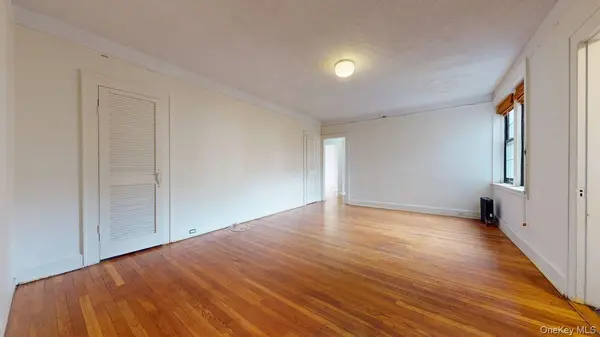 68-30 Burns ST #C2, Forest Hills, NY 11375